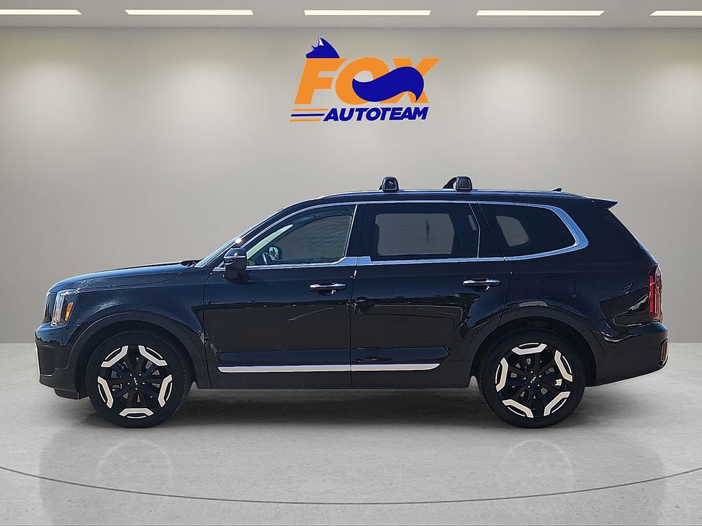 Used 2025 Kia Telluride S AWD/4WD image 2