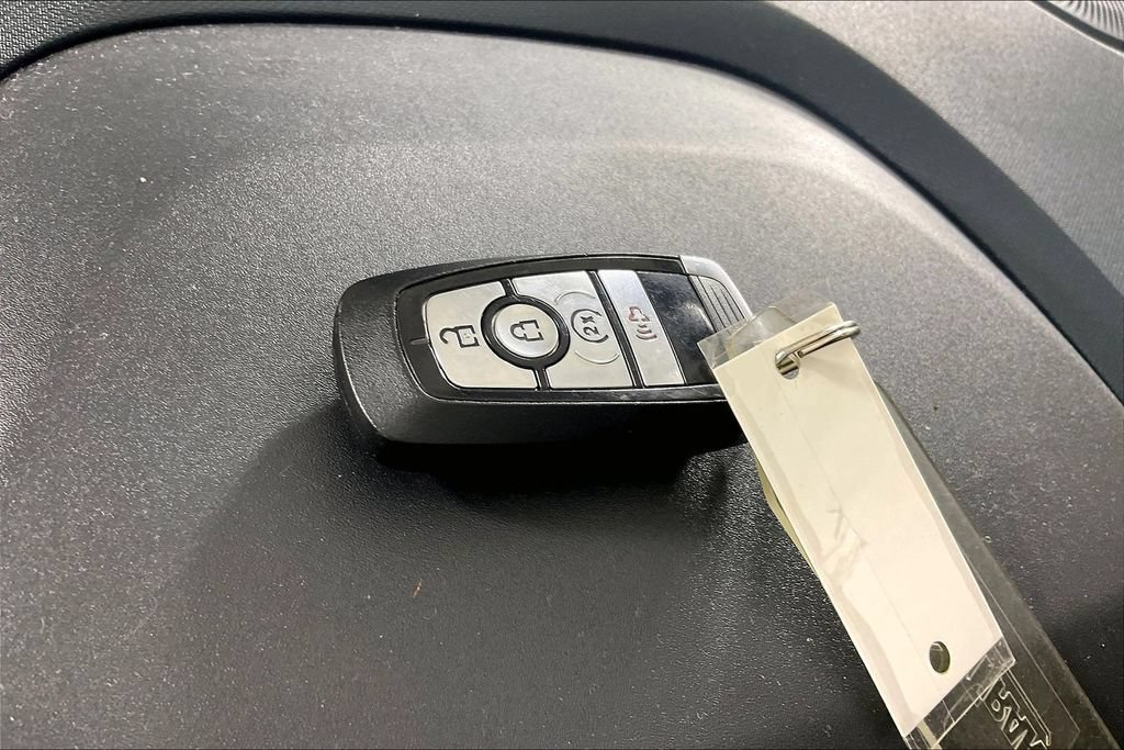 Used 2025 Ford Maverick Lariat AWD/4WD image 13