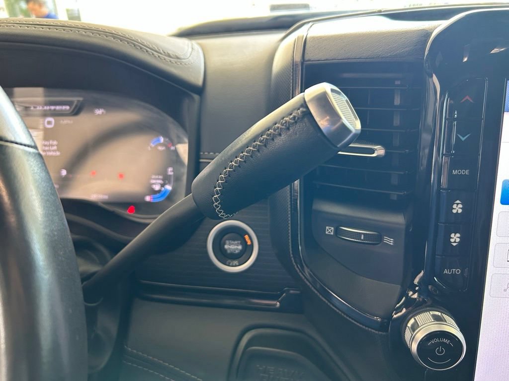 Used 2023 RAM 2500 Limited AWD/4WD image 8