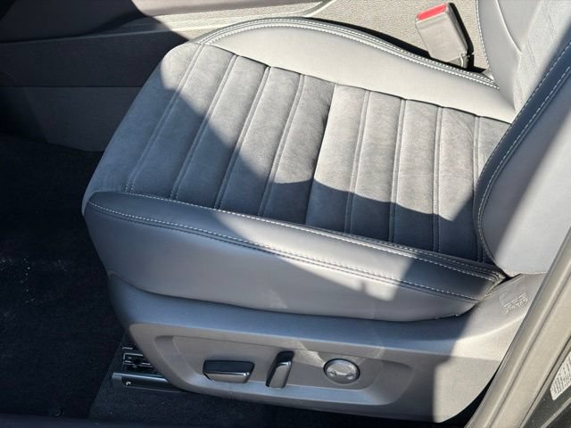 New 2026 Mitsubishi Outlander LE FWD image 21