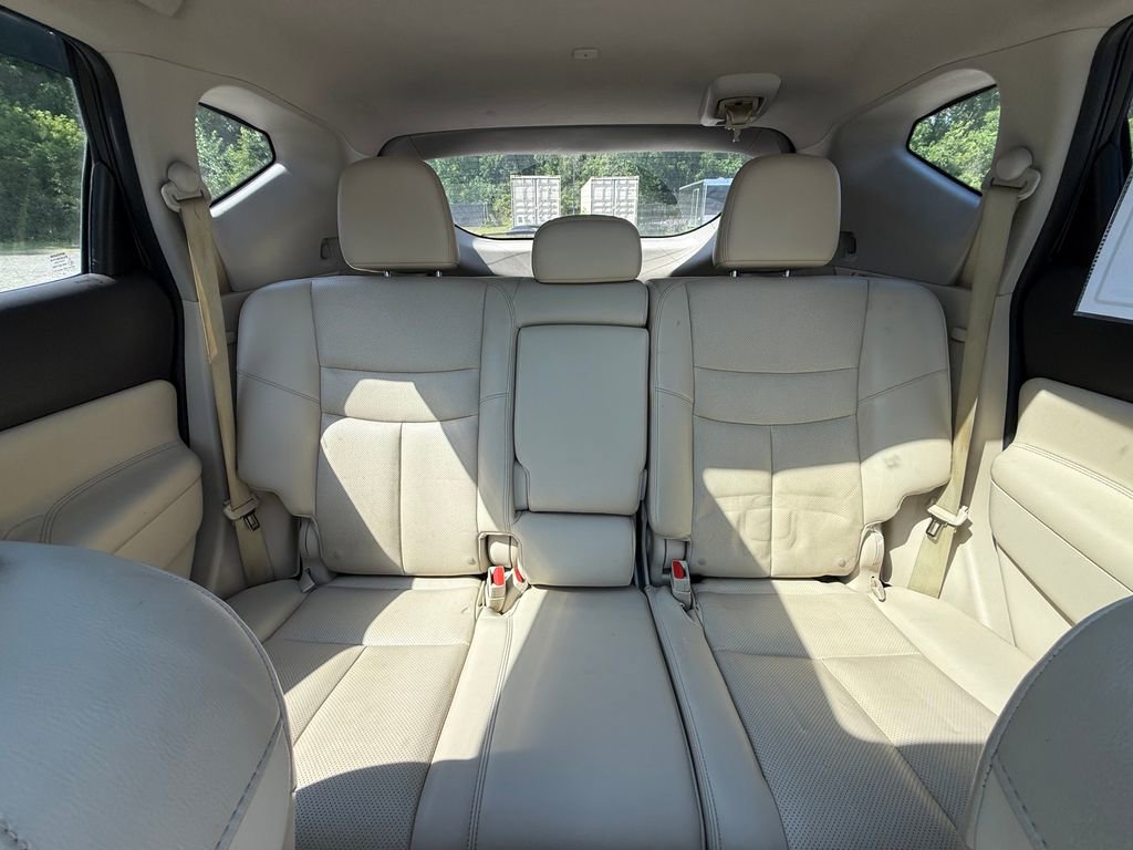 Used 2016 Nissan Murano Platinum w/ Platinum Technology Package AWD/4WD image 19