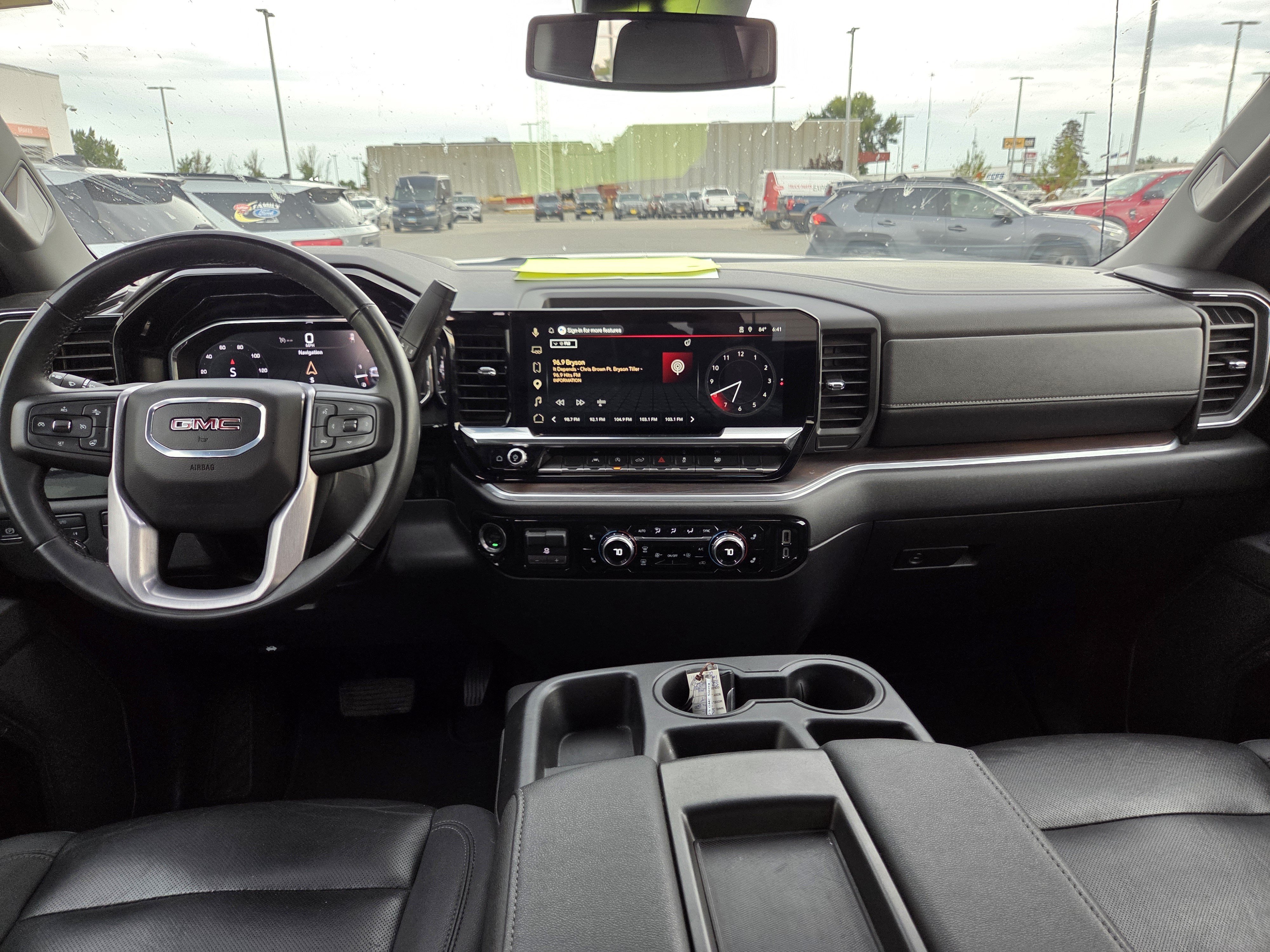 Used 2025 GMC Sierra 1500 SLT AWD/4WD image 6