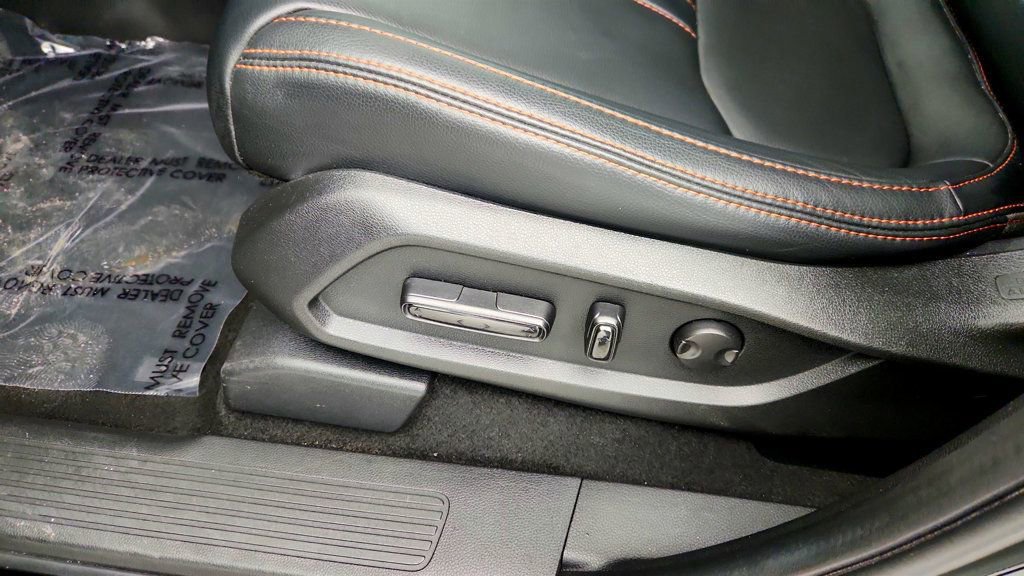 Used 2025 Honda Pilot TrailSport image 12