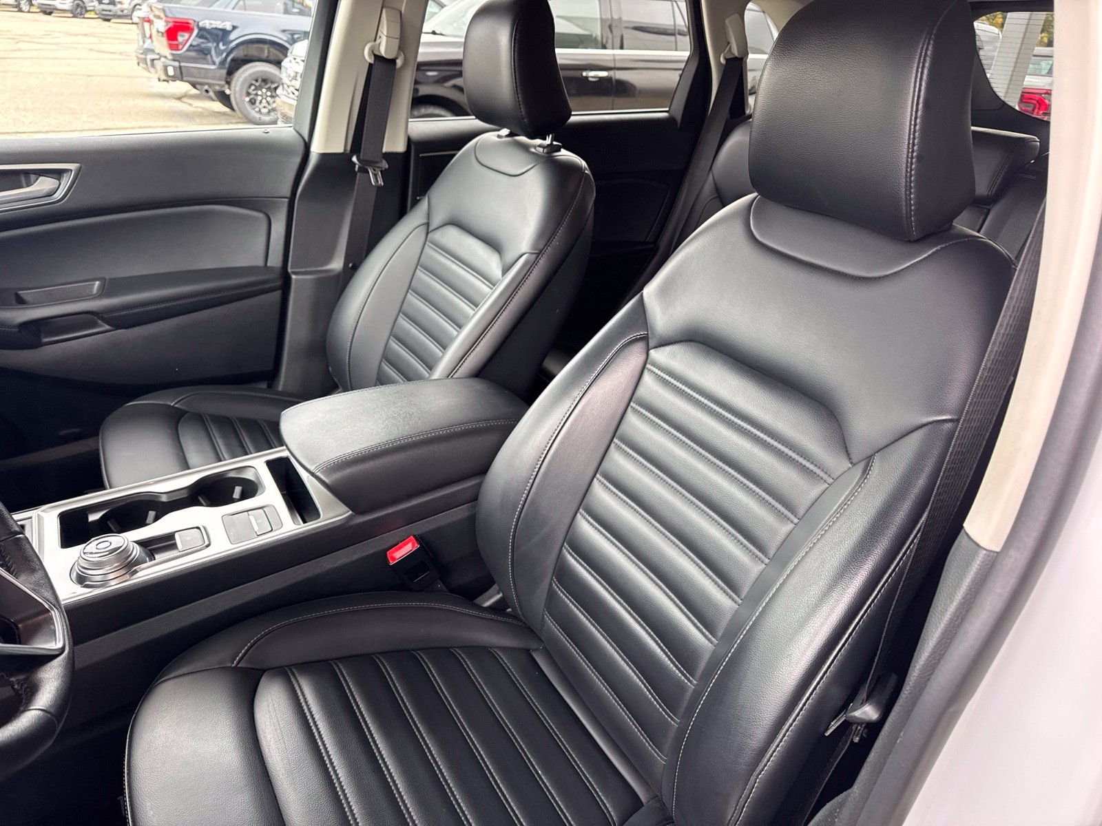 Certified 2024 Ford Edge SEL w/ Convenience Package AWD/4WD image 23