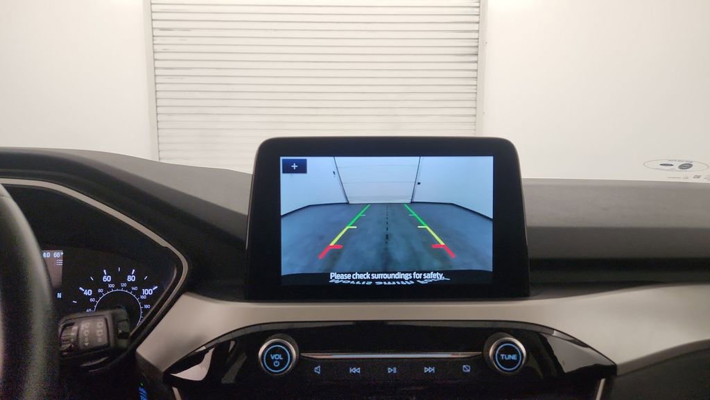 Used 2022 Ford Escape SE w/ SE Sport Appearance Package image 24