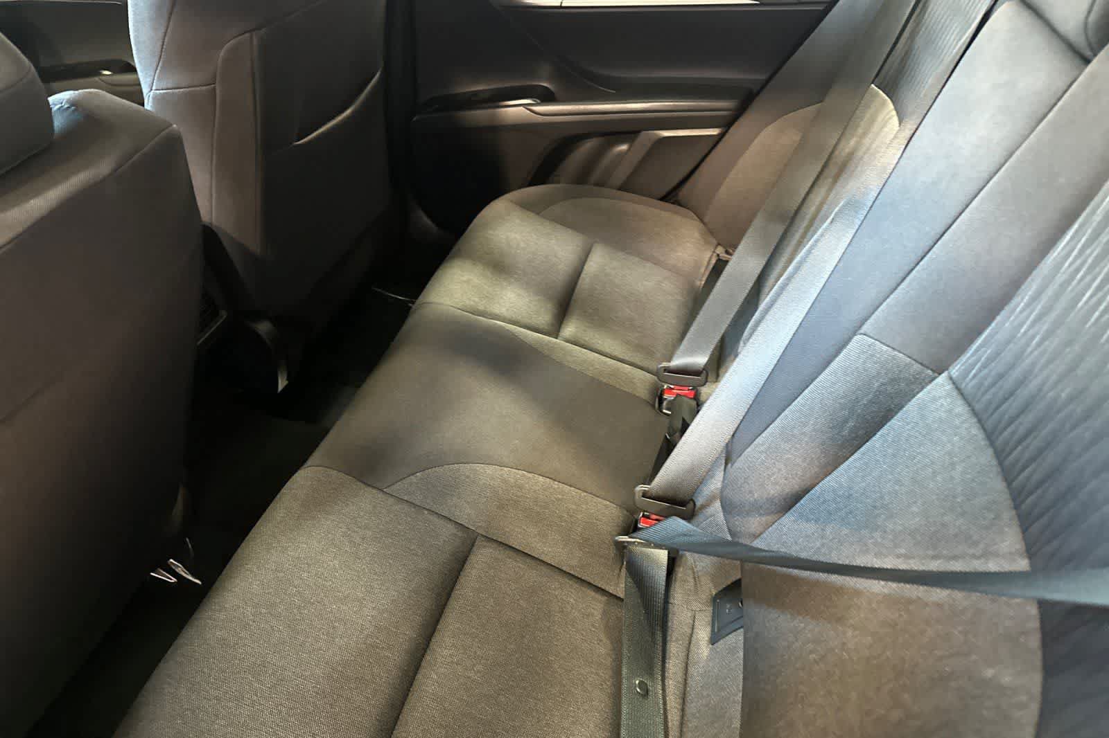 Used 2025 Toyota Camry LE FWD image 5