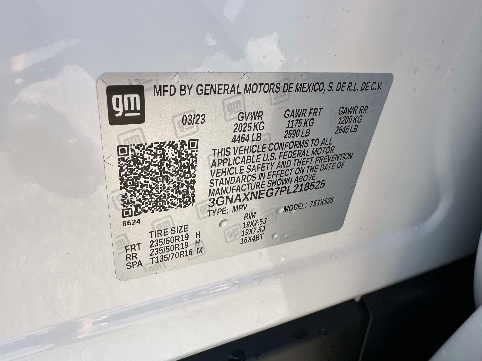 Used 2023 Chevrolet Equinox Premier FWD image 36
