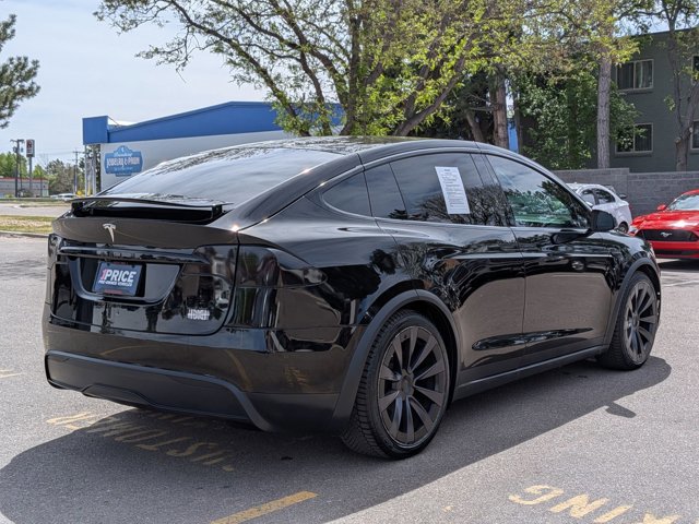 Used 2022 Tesla Model X Plaid image 5