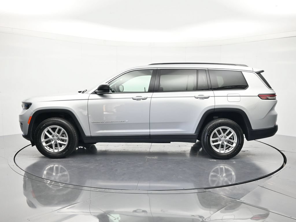 Used 2024 Jeep Grand Cherokee L Laredo RWD image 8