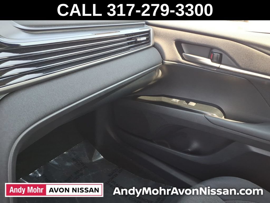 Used 2025 Toyota Camry LE FWD image 35