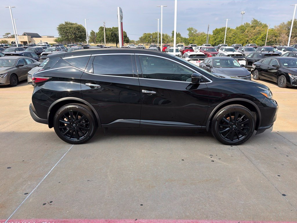 Used 2023 Nissan Murano SV w/ SV Midnight Edition Package FWD image 6