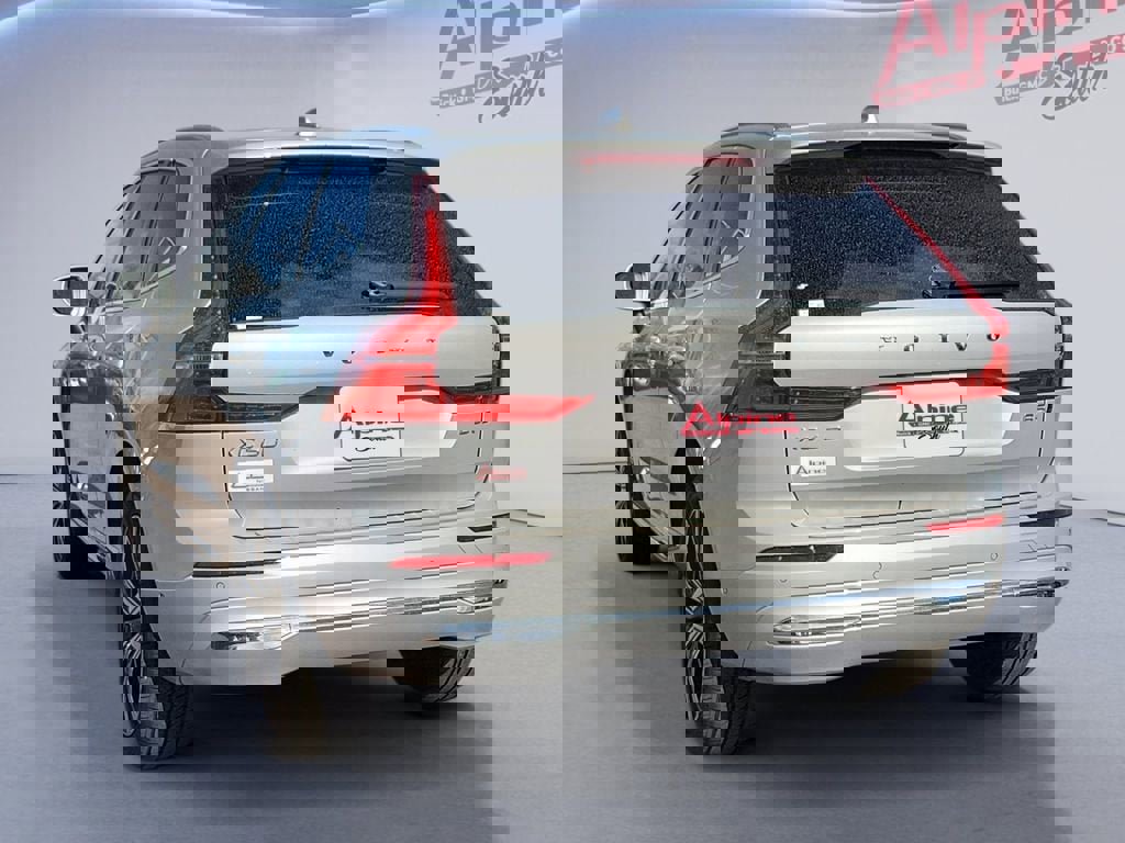 Used 2022 Volvo XC60 B5 Inscription w/ Advanced Package AWD/4WD image 3