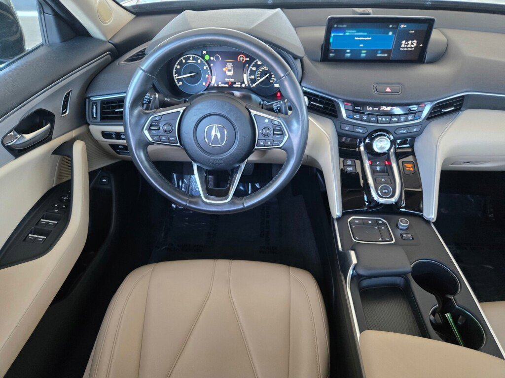 Used 2023 Acura TLX FWD image 11