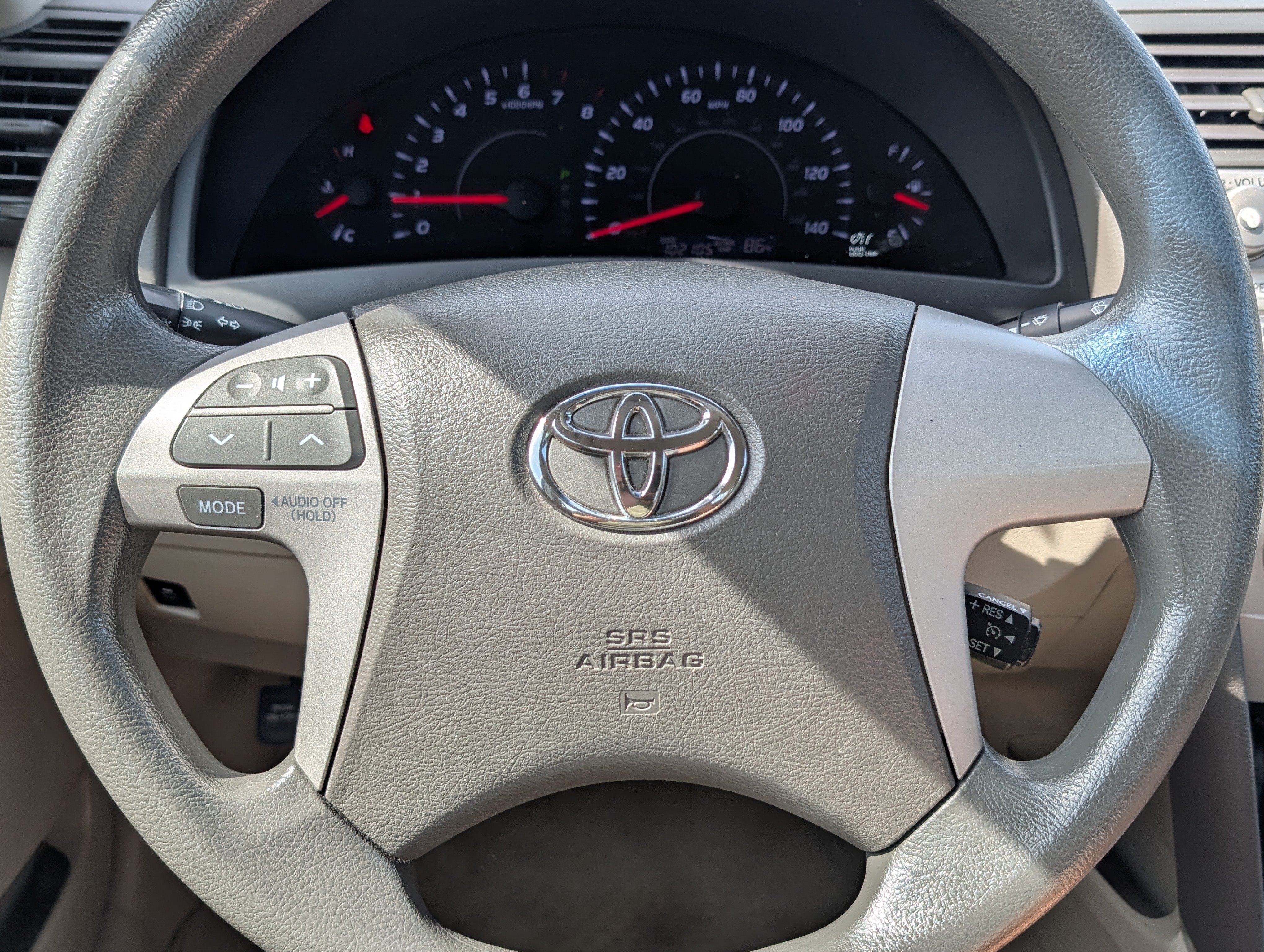 Used 2011 Toyota Camry LE w/ LE Extra-Value Pkg FWD image 25