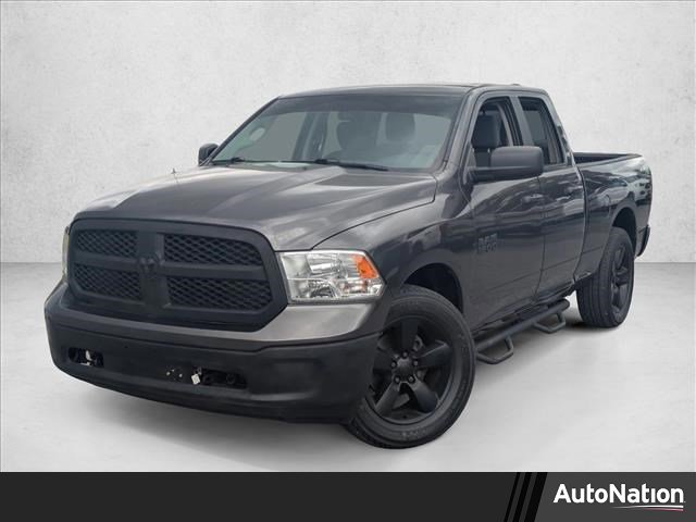 Used 2017 RAM 1500 Classic SLT image 1