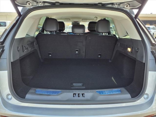 New 2026 Lincoln Nautilus Premier image 16