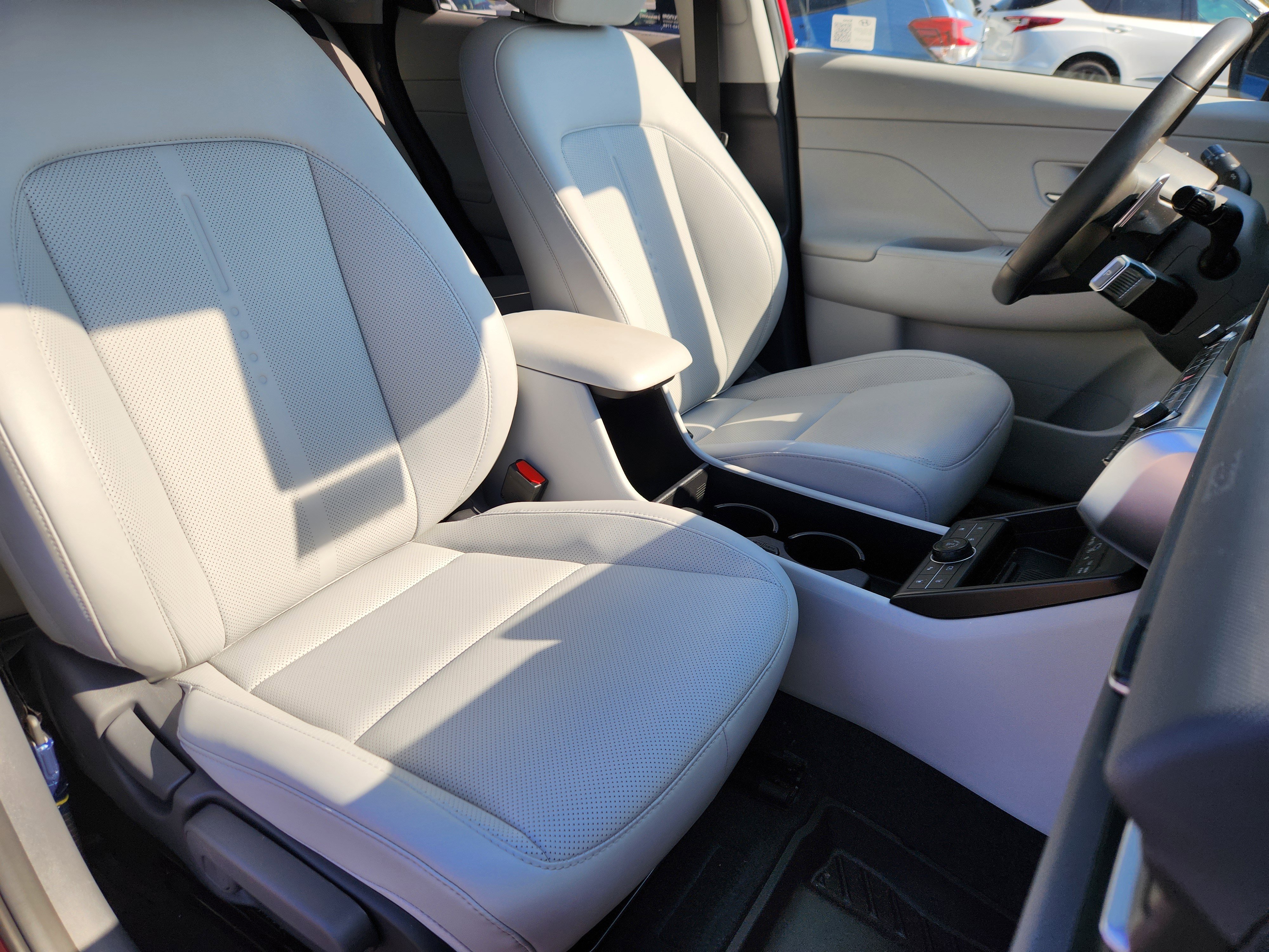 Certified 2024 Hyundai Kona Limited image 15