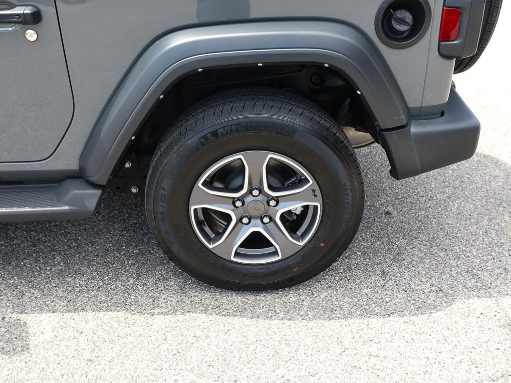 Used 2023 Jeep Wrangler Sport AWD/4WD image 4