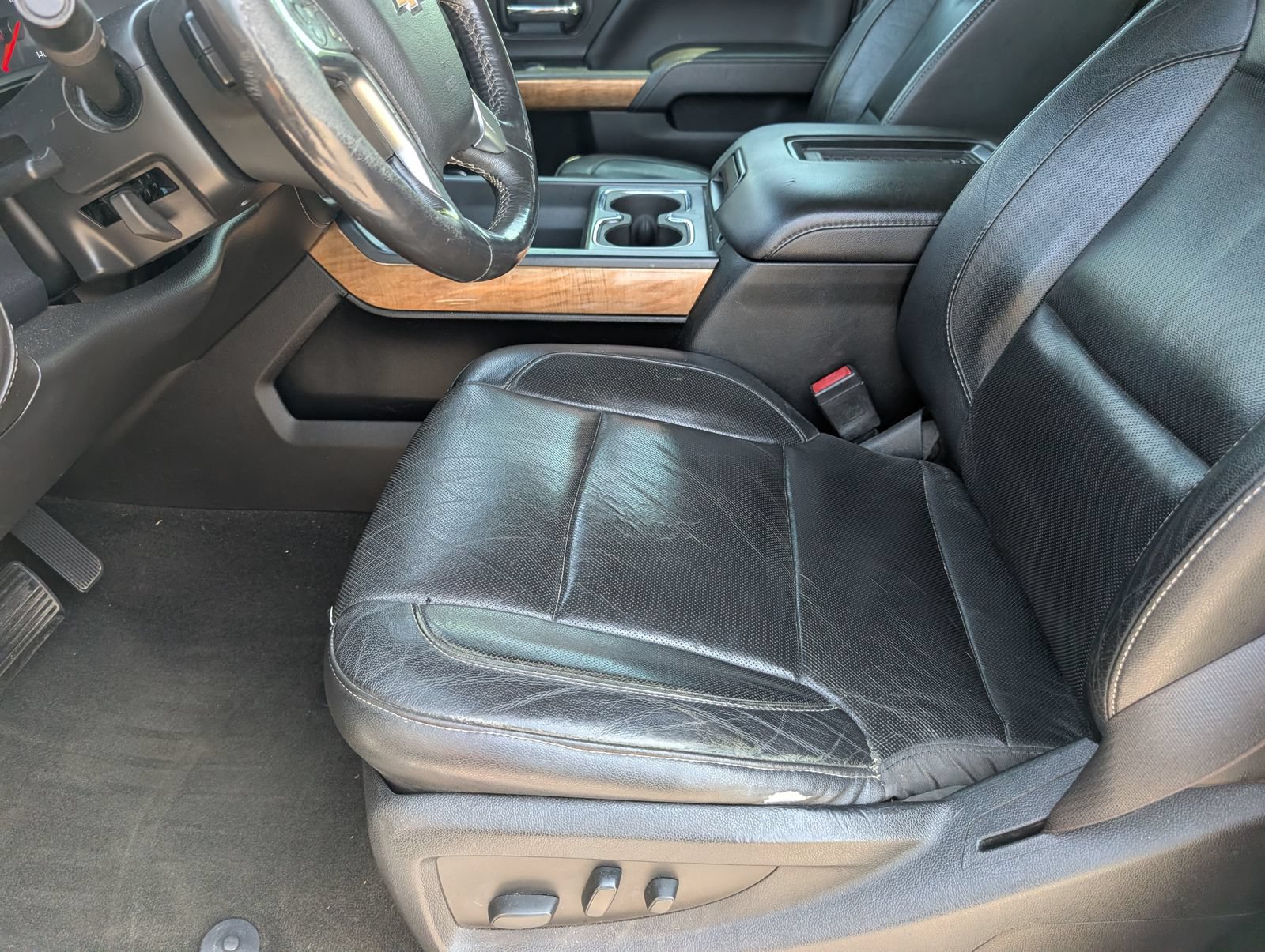 Used 2017 Chevrolet Silverado 3500 LTZ w/ Duramax Plus Package AWD/4WD image 3