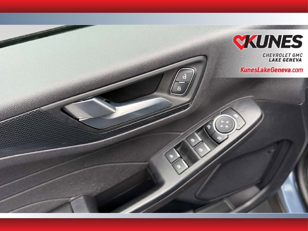 Used 2025 Ford Escape ST-Line AWD/4WD image 16