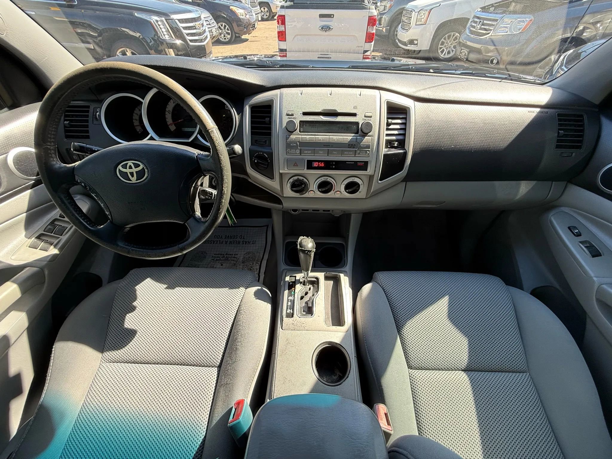 Used 2011 Toyota Tacoma 4x4 Double Cab w/ TRD Off-Road Pkg image 9