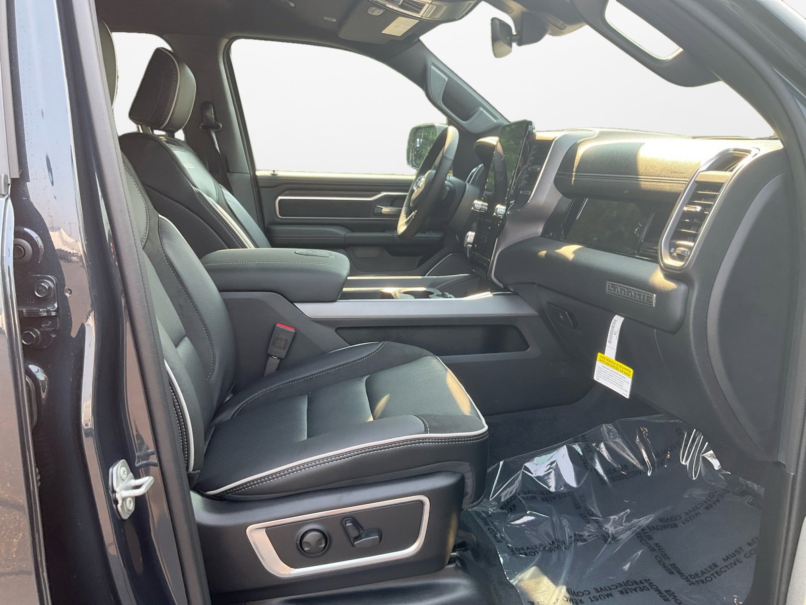 New 2026 RAM 1500 Laramie image 15