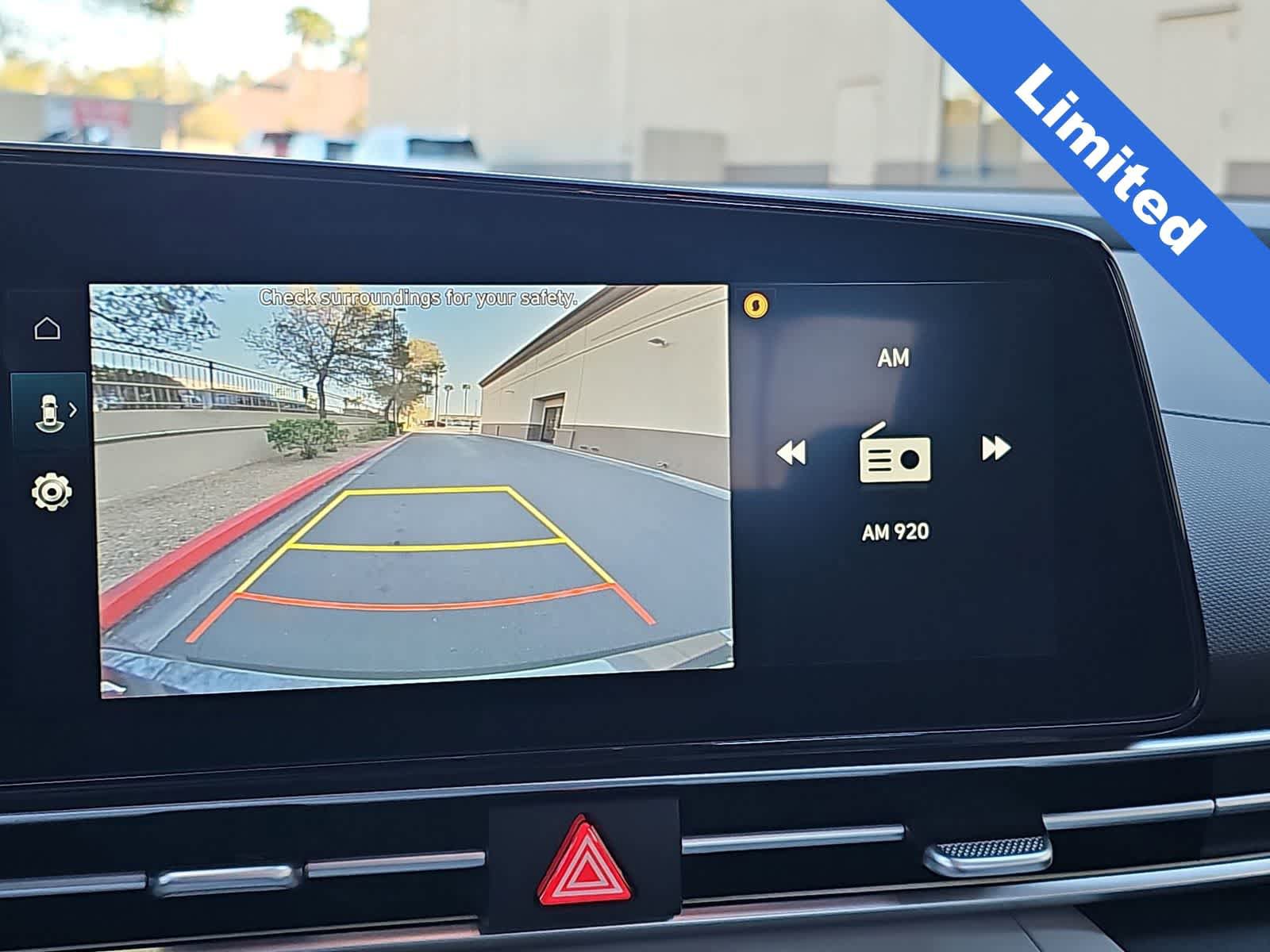 Used 2025 Hyundai Elantra Limited FWD image 26