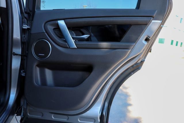 Used 2020 Land Rover Discovery Sport S image 11