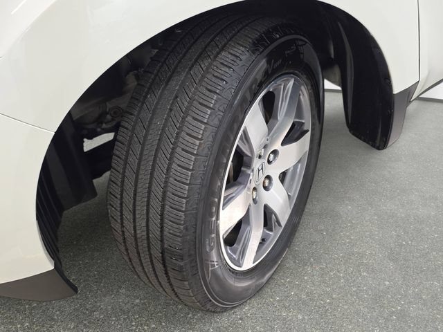 Used 2015 Honda Pilot Touring image 30