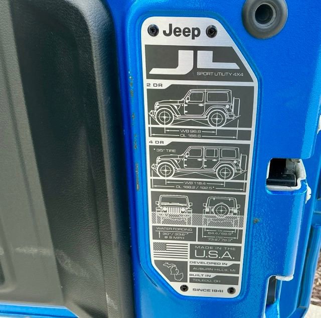 Used 2022 Jeep Wrangler Unlimited Rubicon 4xe w/ Cold Weather Group image 15