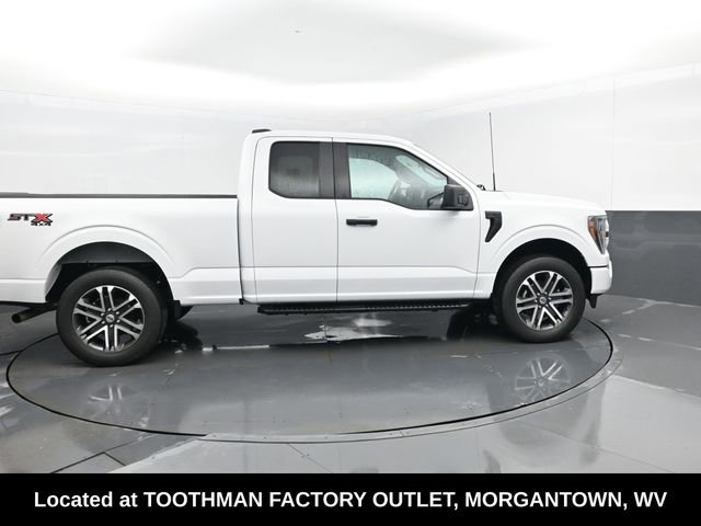 Used 2023 Ford F150 XL image 4