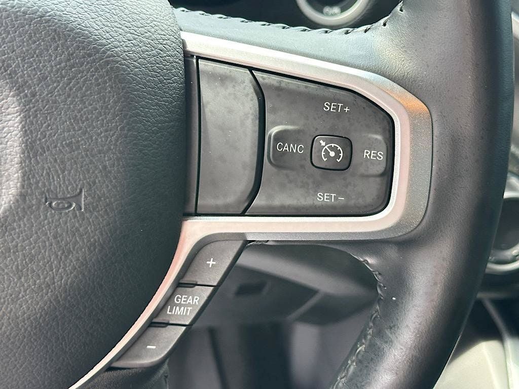 Used 2023 RAM 1500 Big Horn AWD/4WD image 23