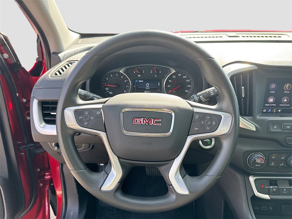 Used 2024 GMC Terrain SLE w/ Driver Convenience Package image 13