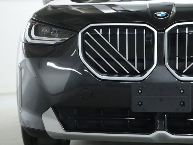 Used 2025 BMW X3 xDrive30i w/ Premium Package AWD/4WD image 7