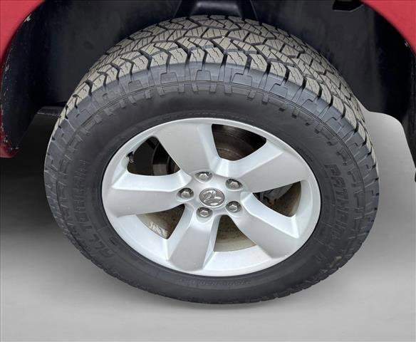 Used 2014 RAM 1500 Express image 9