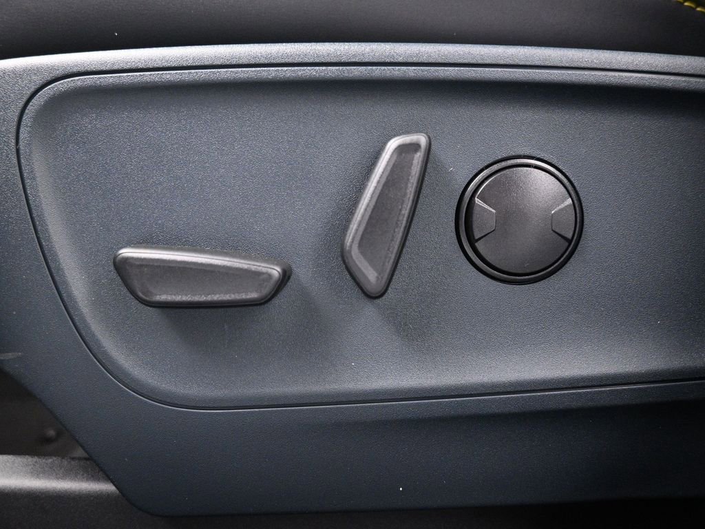 New 2025 Ford Maverick Lobo AWD/4WD image 39