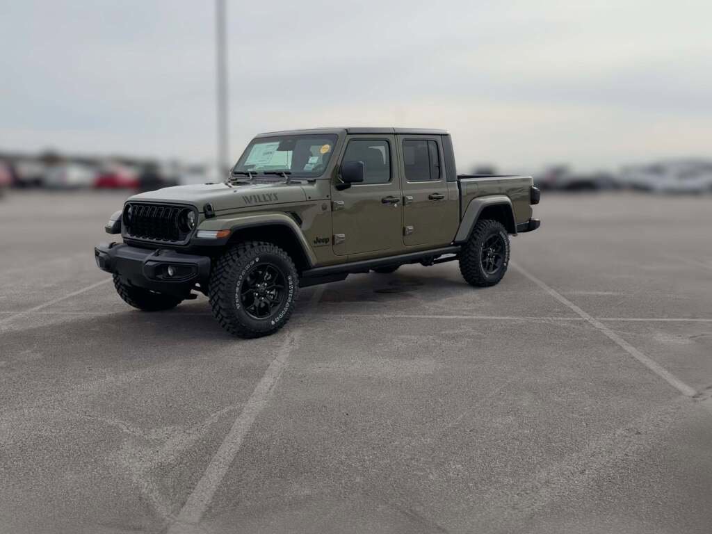 New 2026 Jeep Gladiator Willys image 4