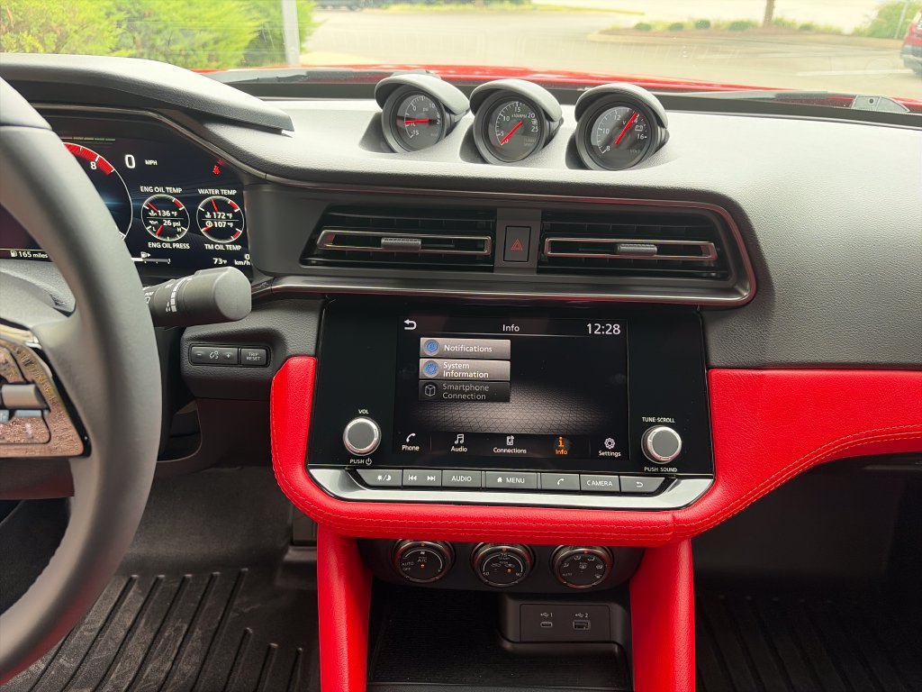 Used 2025 Nissan Z Sport w/ Floor Mat Package RWD image 29