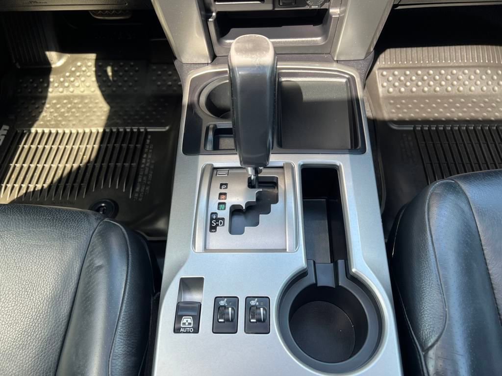 Used 2013 Toyota 4Runner Limited image 29