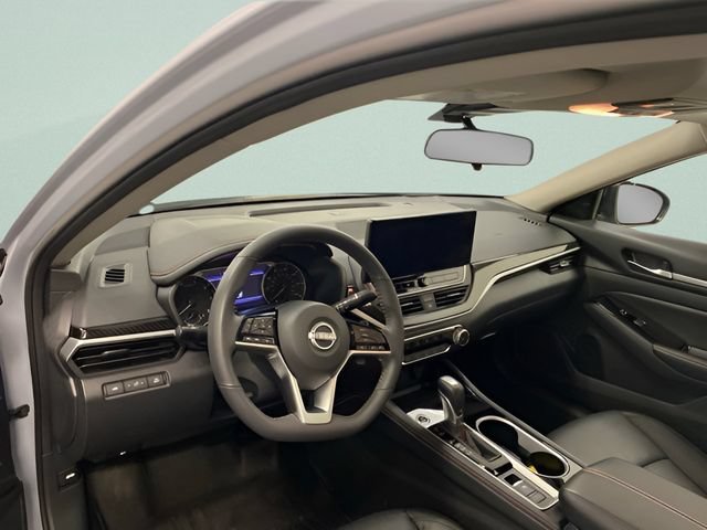 Used 2024 Nissan Altima 2.5 SR w/ SR Premium Package AWD/4WD image 8