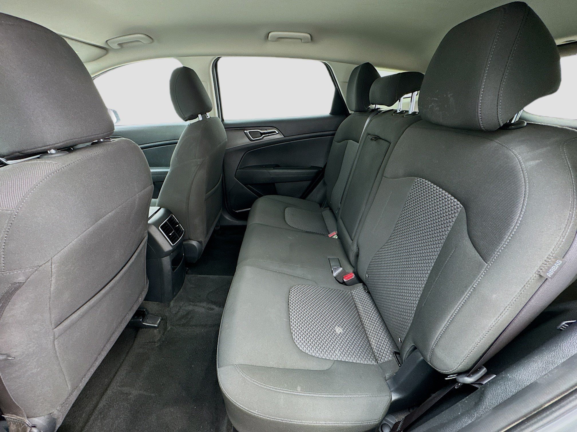 Used 2024 Kia Sportage LX AWD/4WD image 15