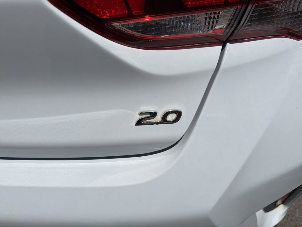 Used 2020 Hyundai Veloster 2.0 FWD image 16