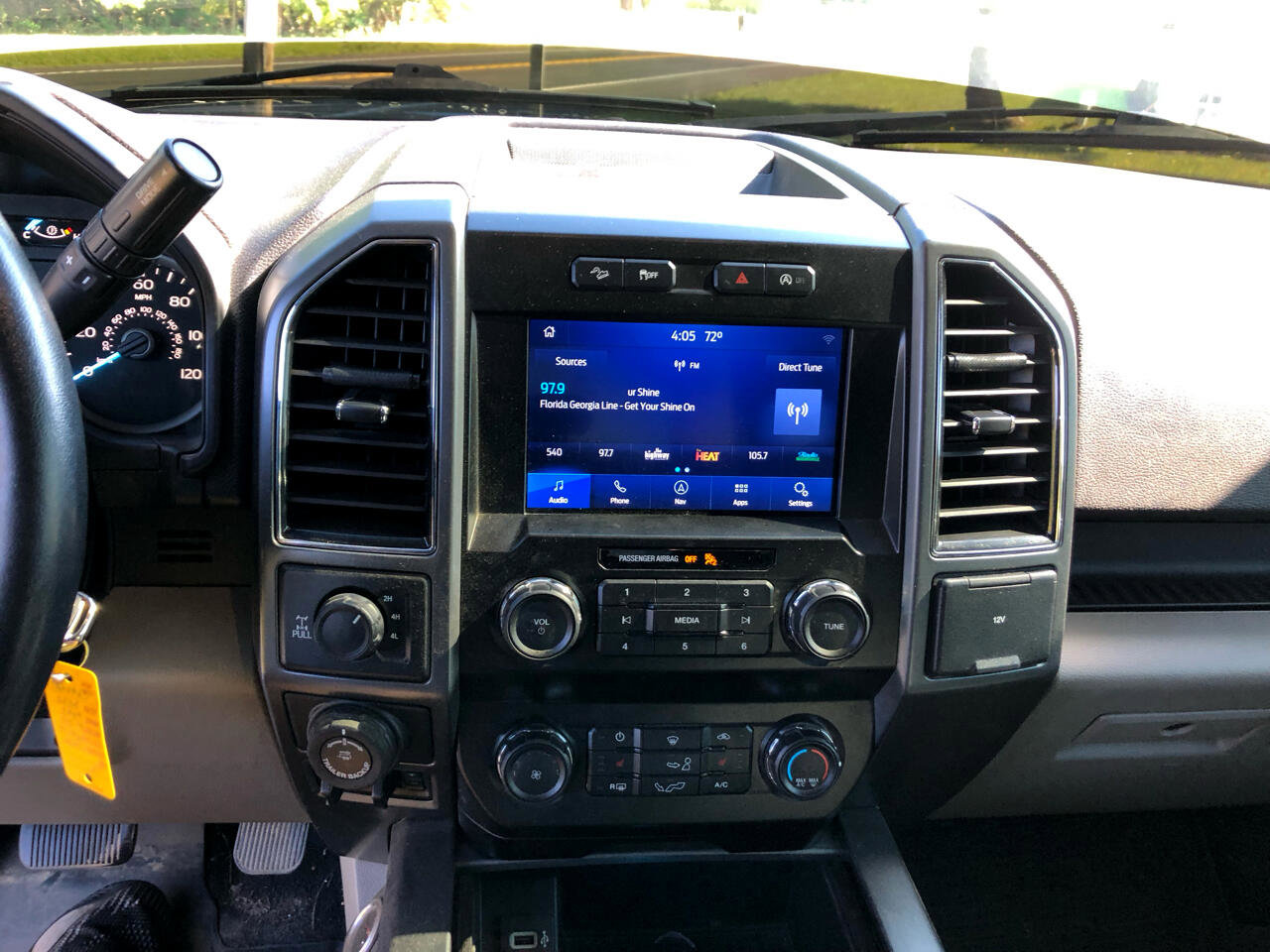 Used 2020 Ford F150 XLT w/ Equipment Group 302A Luxury image 16