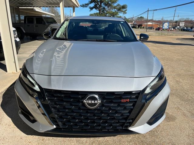 Used 2024 Nissan Altima 2.5 SR w/ SR Premium Package image 5