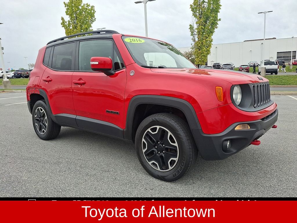 Used 2016 Jeep Renegade Trailhawk AWD/4WD image 1