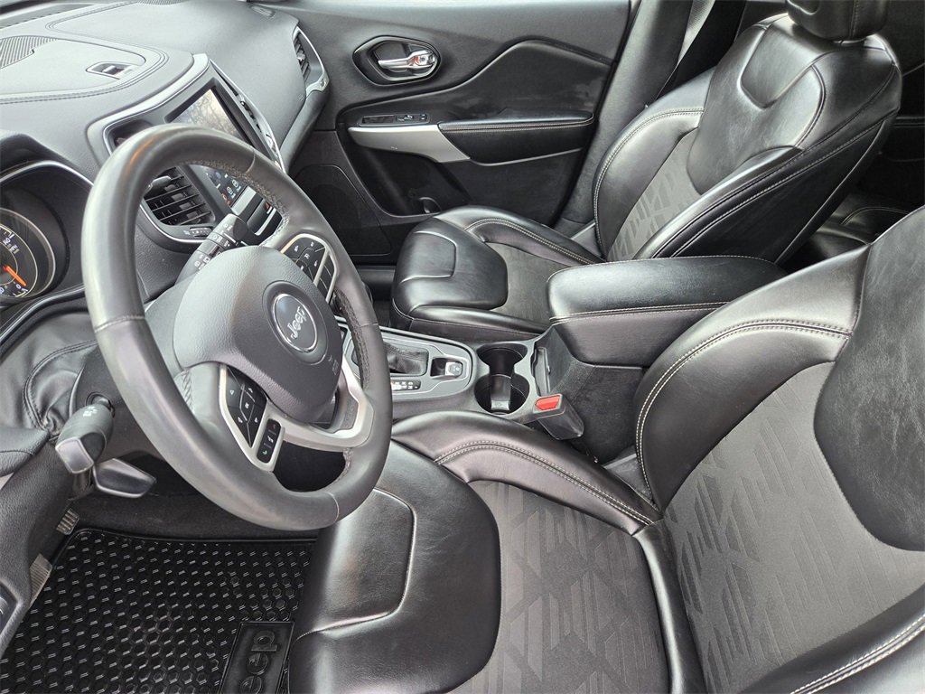 Used 2022 Jeep Cherokee Latitude image 9