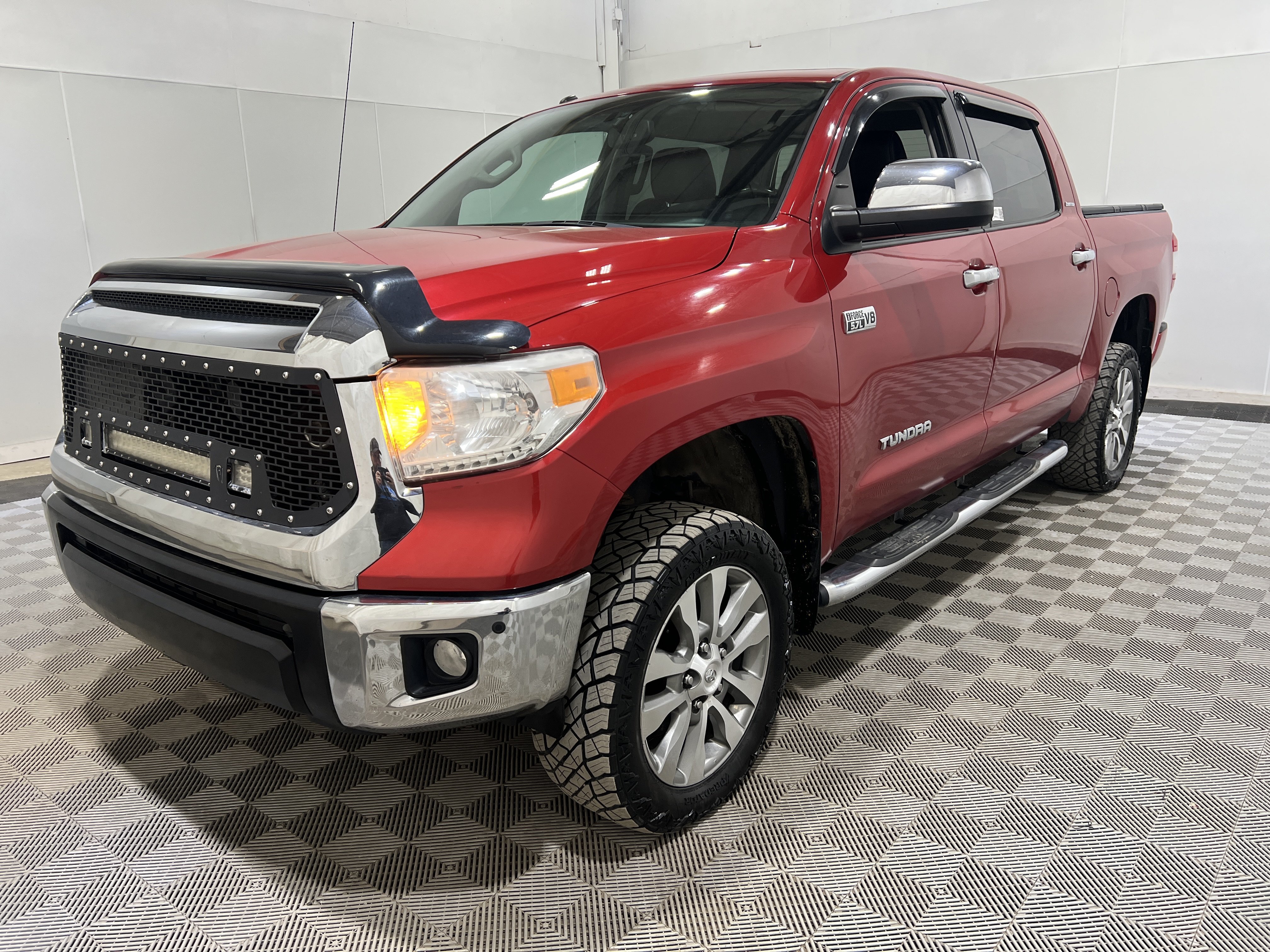 Used 2016 Toyota Tundra Limited AWD/4WD image 1