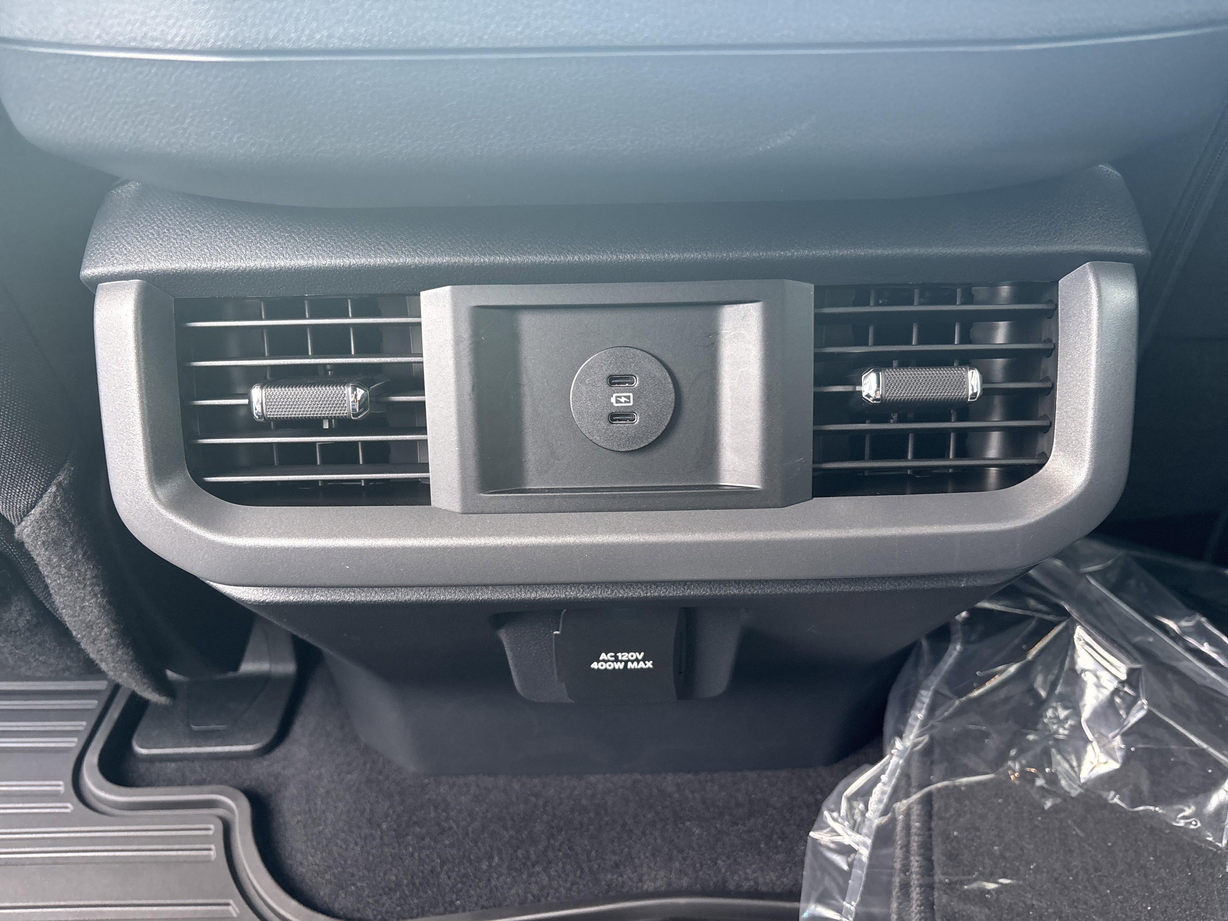 New 2025 Ford F150 XLT w/ Equipment Group 302A MID image 14