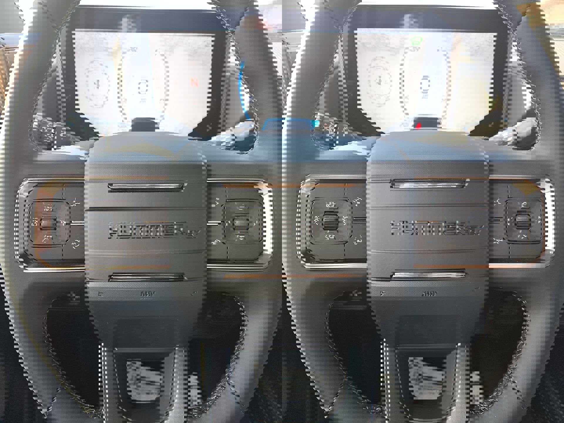 New 2025 GMC Hummer EV 3X w/ LPO, Cargo Utility Package image 13