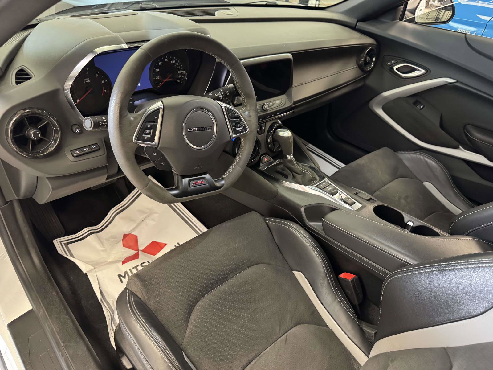 Used 2023 Chevrolet Camaro SS RWD image 13